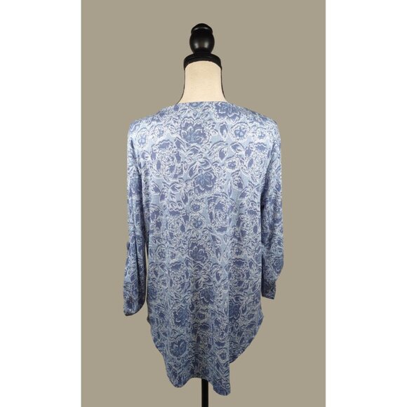 Como Vintage Blue Floral Print Blouse with 3/4 Roll-tab Sleeves Size XL NWT - Picture 2 of 11